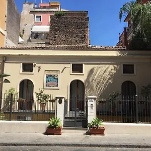 Dei Girasoli Aeroporto di Catania Fontana Rossa